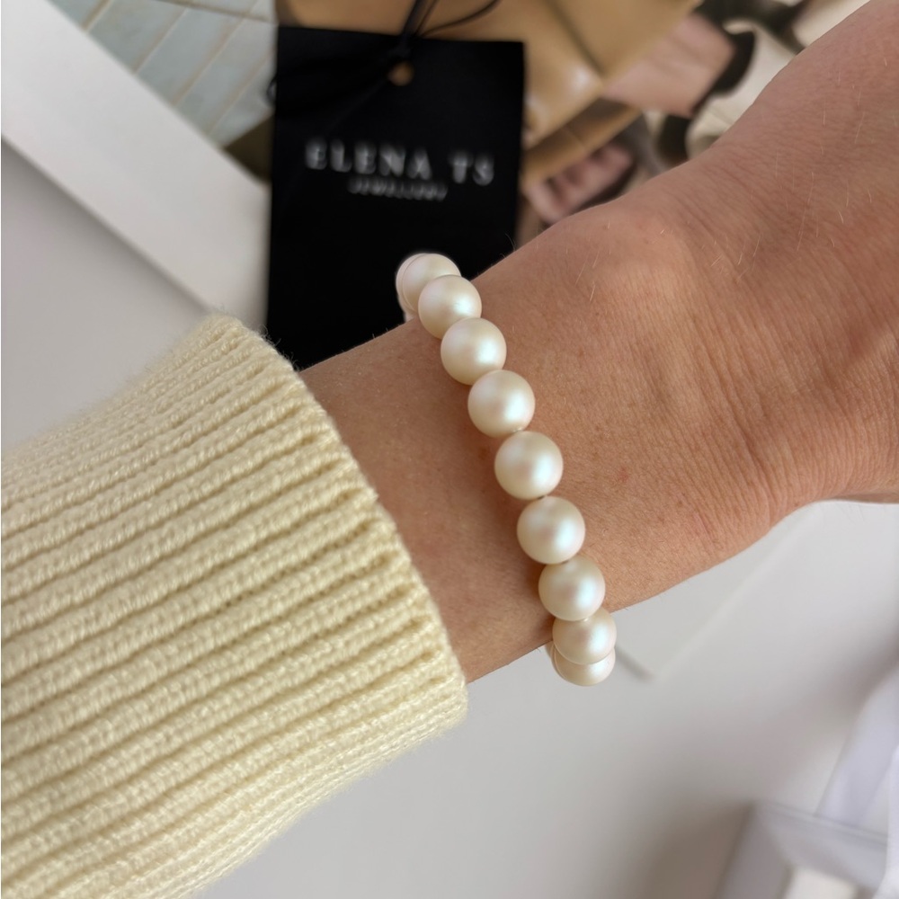 Pearl Stretch Bracelet in Ivory
